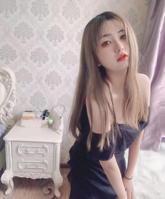 杨家湾另一个03年嫩妹